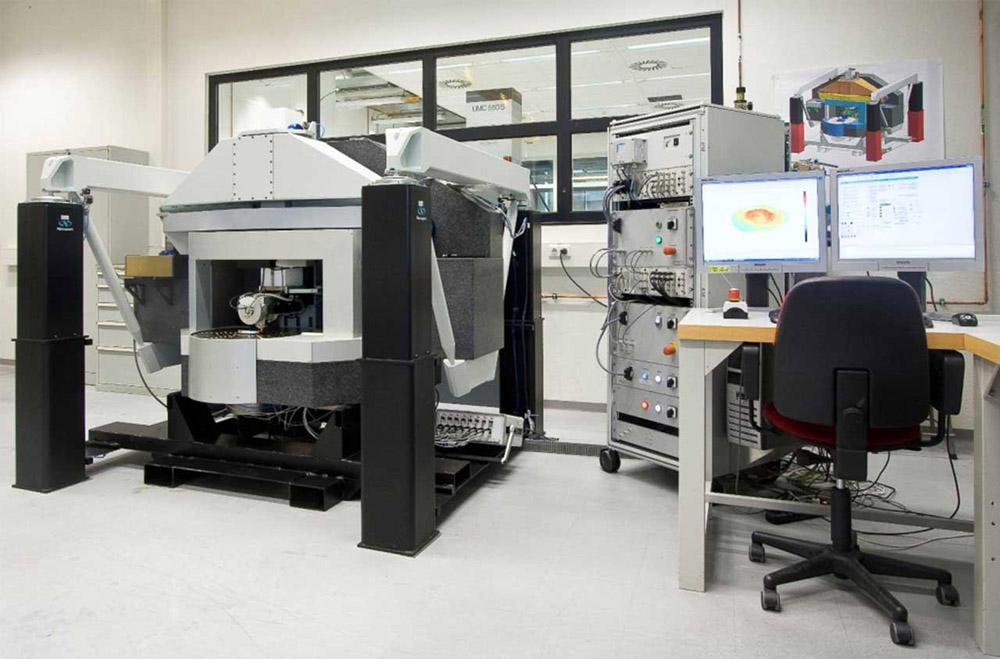 Sharing The Metrology Loop Bringing Non-Contact Measurement to Freeform Optics-1.jpg